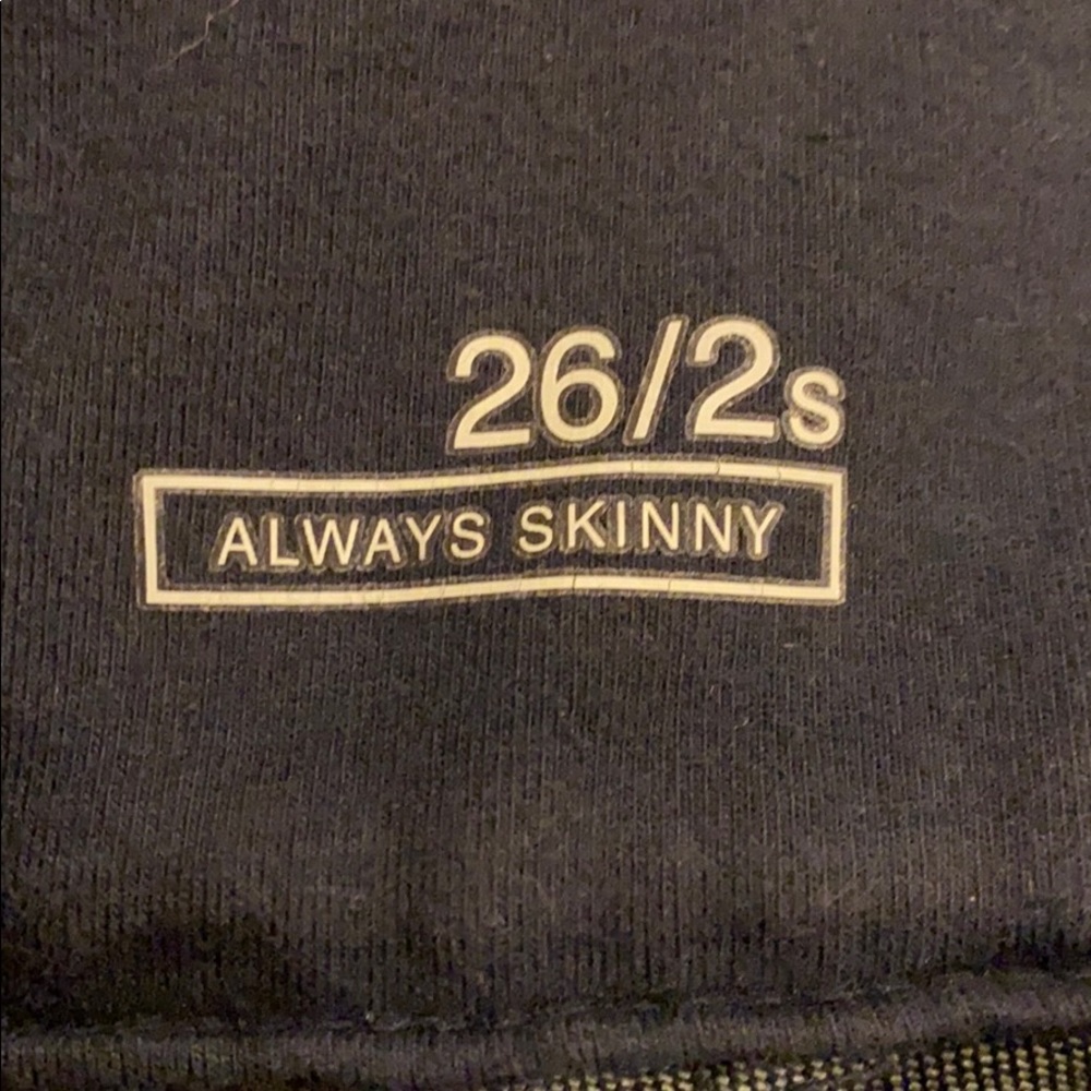 Gap Maternity  Always Skinny Jeans  26/2s - Picture 4 of 4